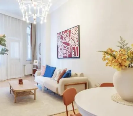 Chic Modern Flat W Balcony 5 Min To Taksim Lägenhet
